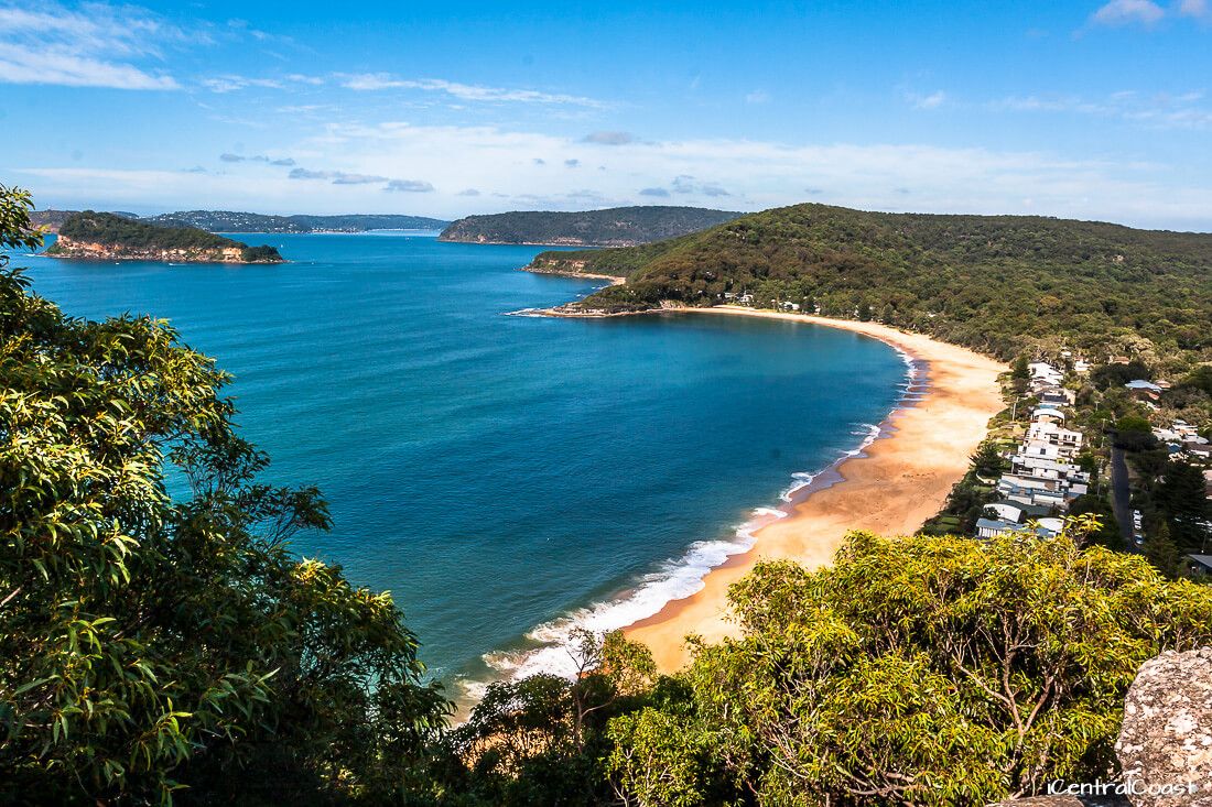 Pearl Beach view from Ettalong Lookout